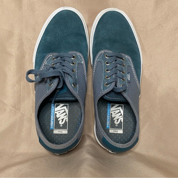 Vans 8.5 Blue Sneakers - Picture 11 of 11